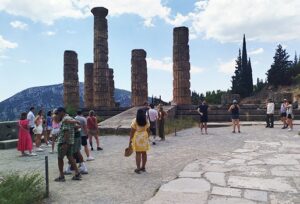Read more about the article Delphi and Arachova Full-Day Tour with optional lunch
