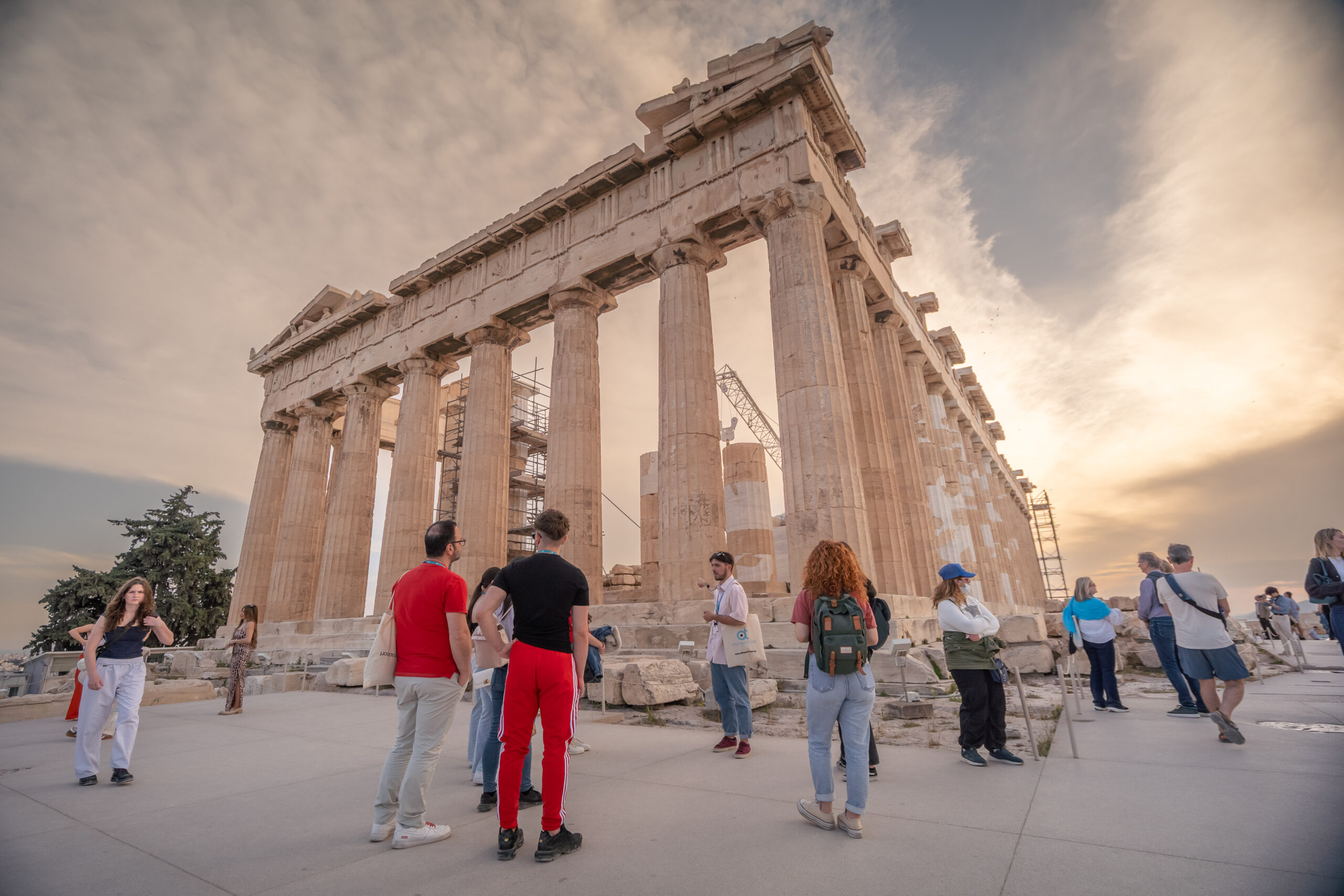 You are currently viewing The Complete Ancient Athens Experience: Walking the Acropolis Then the Museum — or the Museum Then the Acropolis