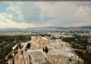 Read more about the article Acropolis vs Parthenon: What’s the Difference?